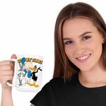 Casa si Gradina - Bucatarie si vesela - Cani si pahare - Cani si cesti - Cana Daffy Duck Bugs Bunny Porky Pig, CoolTrend, alba, 330ml - Infinity.ro
