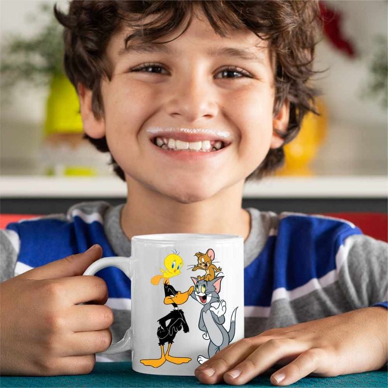 Casa si Gradina - Bucatarie si vesela - Cani si pahare - Cani si cesti - Cana Daffy Duck Tom Jerry Tweety, CoolTrend, alba, 330ml - Infinity.ro