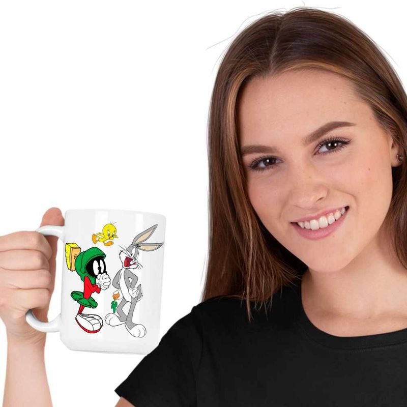 Casa si Gradina - Bucatarie si vesela - Cani si pahare - Cani si cesti - Cana Marvin Bugs Bunny Tweety Warner Bros, CoolTrend, alba, 330ml - Infinity.ro