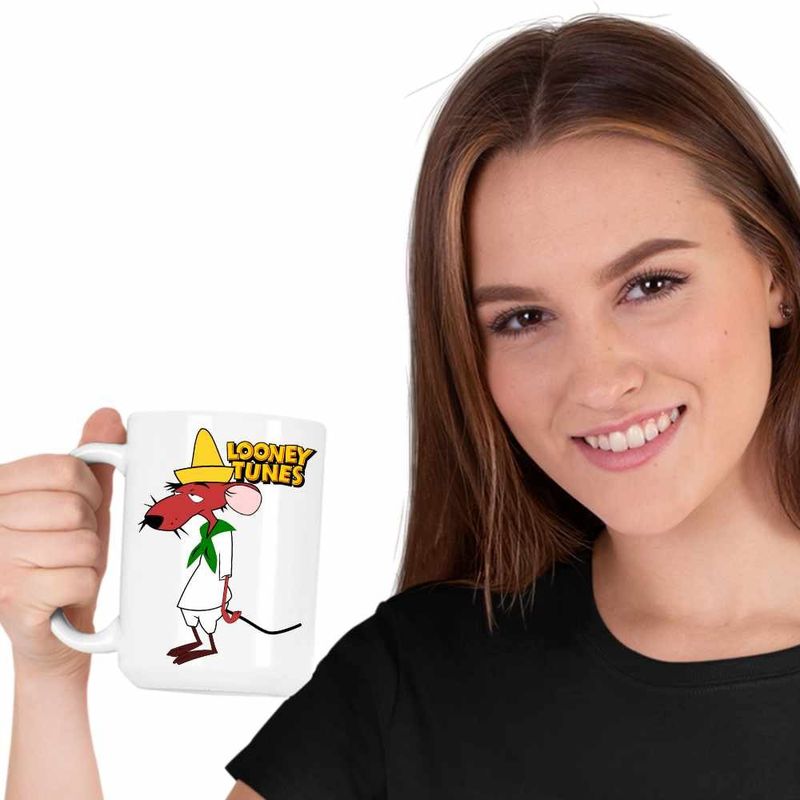 Casa si Gradina - Bucatarie si vesela - Cani si pahare - Cani si cesti - Cana Rodriguez Slowpoke Speedy Gonzales, CoolTrend, alba, 330ml - Infinity.ro