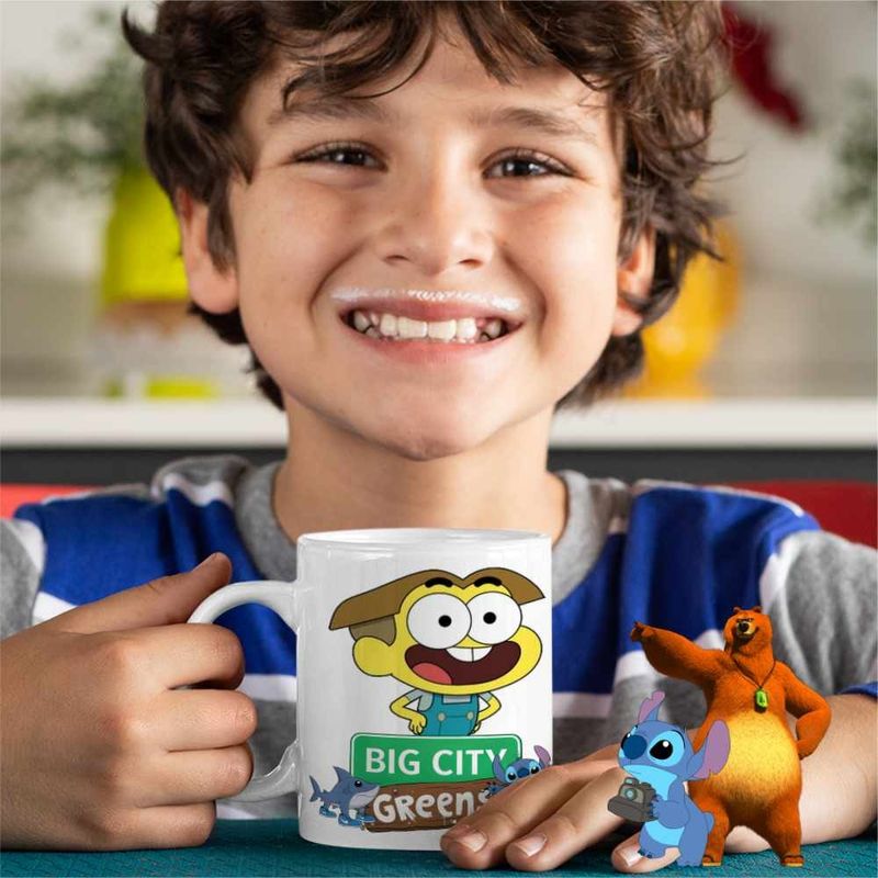 Casa si Gradina - Bucatarie si vesela - Cani si pahare - Cani si cesti - Cana Familia Green Cricket Big City Greens CoolTrend, alba, 330ml - Infinity.ro