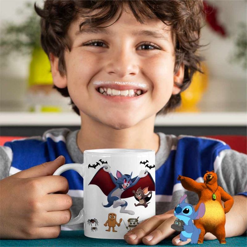 Casa si Gradina - Bucatarie si vesela - Cani si pahare - Cani si cesti - Cana Tom si Jerry Dracula Vampiri Halloween Horror CoolTrend, alba, 330ml - Infinity.ro
