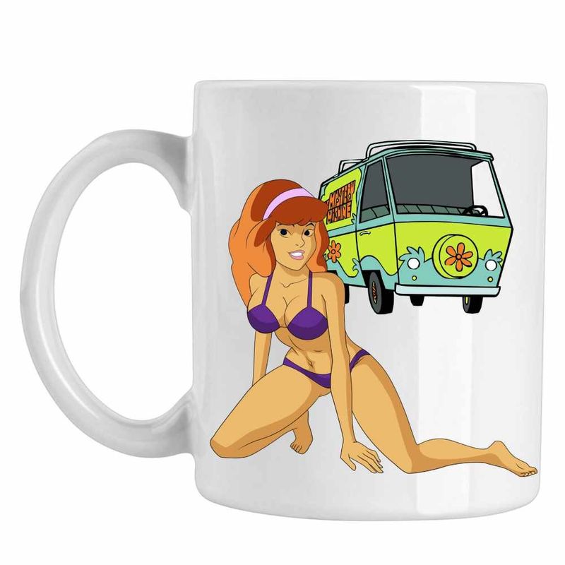 Casa si Gradina - Bucatarie si vesela - Cani si pahare - Cani si cesti - Cana Scooby-Doo Daphne Bikini Costum Baie, CoolTrend, alba, 330ml - Infinity.ro