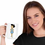Casa si Gradina - Bucatarie si vesela - Cani si pahare - Cani si cesti - Cana Familia Flintstone Betty Rubble Epoca de Piatra, CoolTrend, alba, 330ml - Infinity.ro