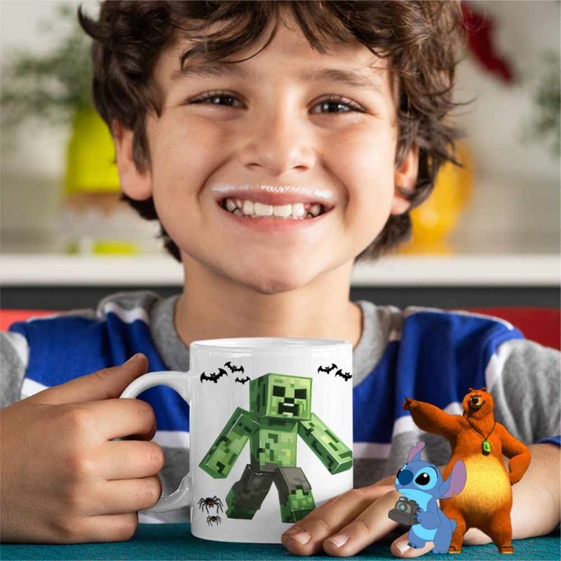 Casa si Gradina - Bucatarie si vesela - Cani si pahare - Cani si cesti - Cana Creeper Vagabond Minecraft CoolTrend, alba, 330ml - Infinity.ro