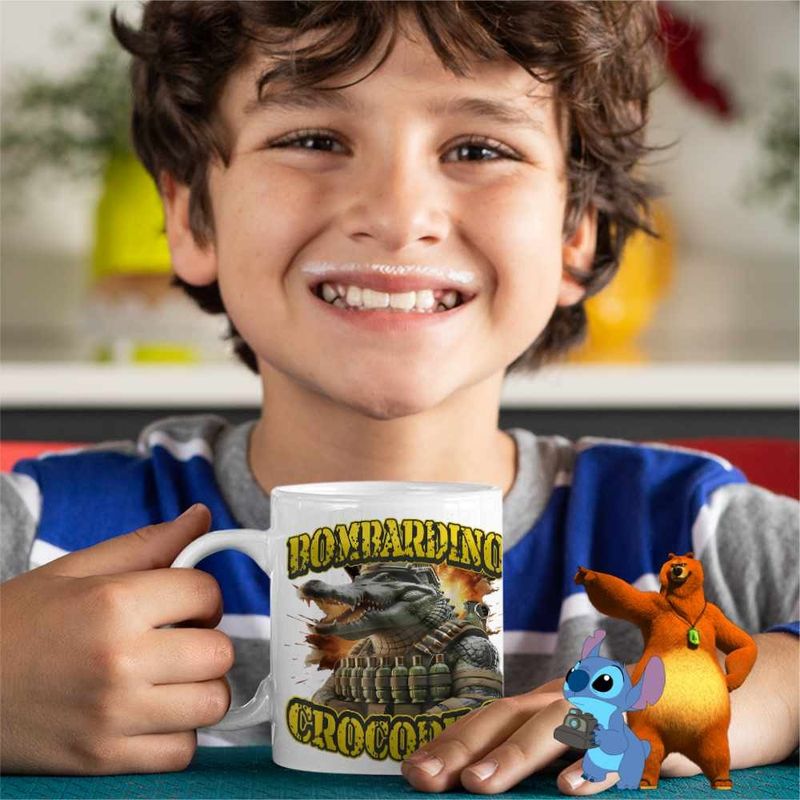 Casa si Gradina - Bucatarie si vesela - Cani si pahare - Cani si cesti - Cana Crocodilo Bombardino Brainrot CoolTrend, alba, 330ml - Infinity.ro