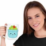 Casa si Gradina - Bucatarie si vesela - Cani si pahare - Cani si cesti - Cana Squishmallows Cactus Ghiveci CoolTrend, alba, 330ml - Infinity.ro