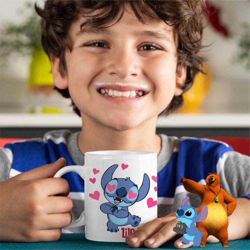 Casa si Gradina - Bucatarie si vesela - Cani si pahare - Cani si cesti - Cana Stitch in Love Dragobete Valentines Day CoolTrend, alba, 330ml - Infinity.ro