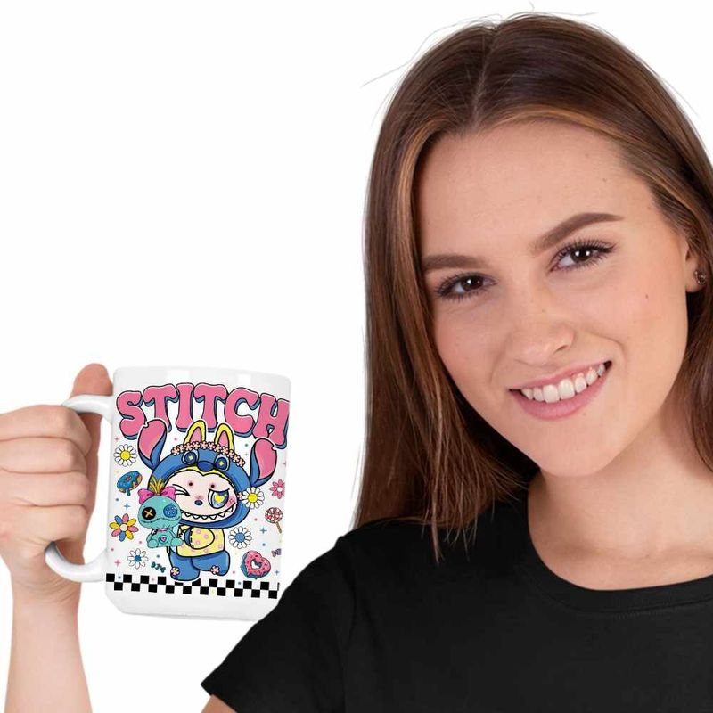 Casa si Gradina - Bucatarie si vesela - Cani si pahare - Cani si cesti - Cana Labubu Stitch Stich CoolTrend, alba, 330ml - Infinity.ro