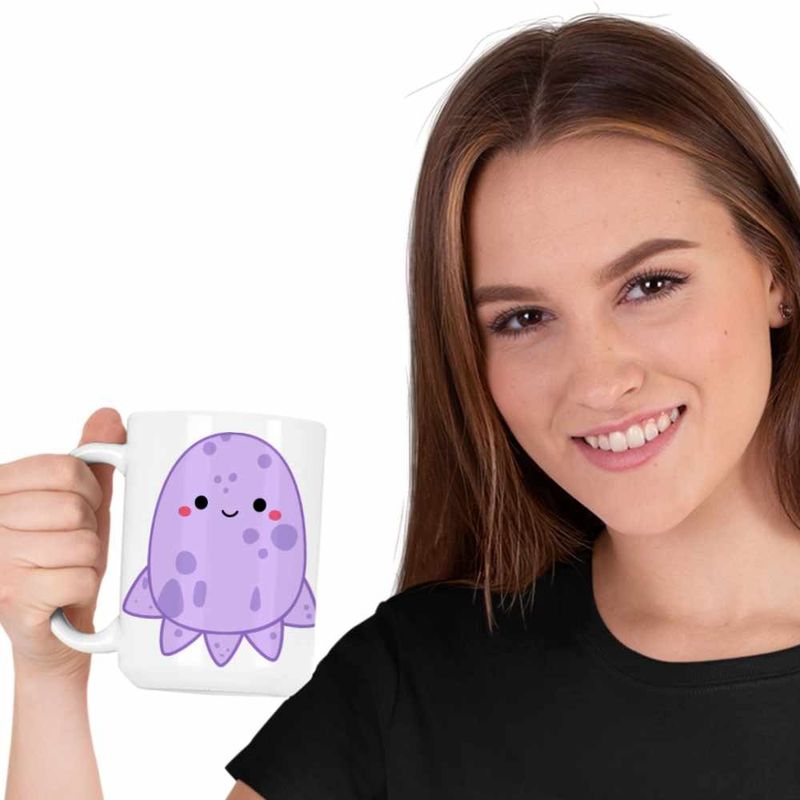 Casa si Gradina - Bucatarie si vesela - Cani si pahare - Cani si cesti - Cana Squishmallows Caracatita CoolTrend, alba, 330ml - Infinity.ro
