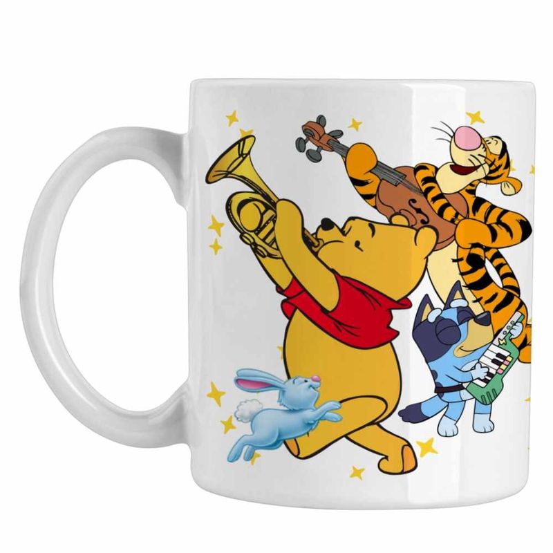 Casa si Gradina - Bucatarie si vesela - Cani si pahare - Cani si cesti - Cana Winnie the Pooh Bluey Blue Vioara Trompeta CoolTrend, alba, 330ml - Infinity.ro