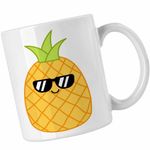 Casa si Gradina - Bucatarie si vesela - Cani si pahare - Cani si cesti - Cana Squishmallows Ananas Squish CoolTrend, alba, 330ml - Infinity.ro