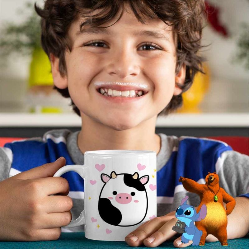 Casa si Gradina - Bucatarie si vesela - Cani si pahare - Cani si cesti - Cana Squishmallows Vacuta Connor CoolTrend, alba, 330ml - Infinity.ro