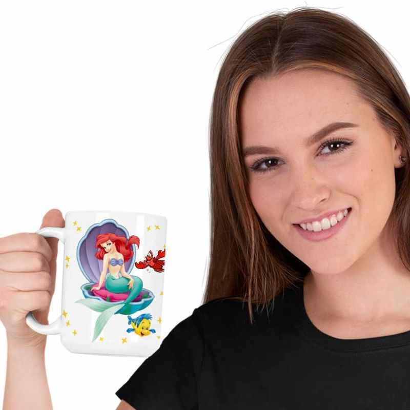 Casa si Gradina - Bucatarie si vesela - Cani si pahare - Cani si cesti - Cana Ariel Scoica Mica Sirena Disney CoolTrend, alba, 330ml - Infinity.ro