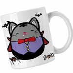 Casa si Gradina - Bucatarie si vesela - Cani si pahare - Cani si cesti - Cana Squishmallows Dracula Romania Halloween CoolTrend, alba, 330ml - Infinity.ro