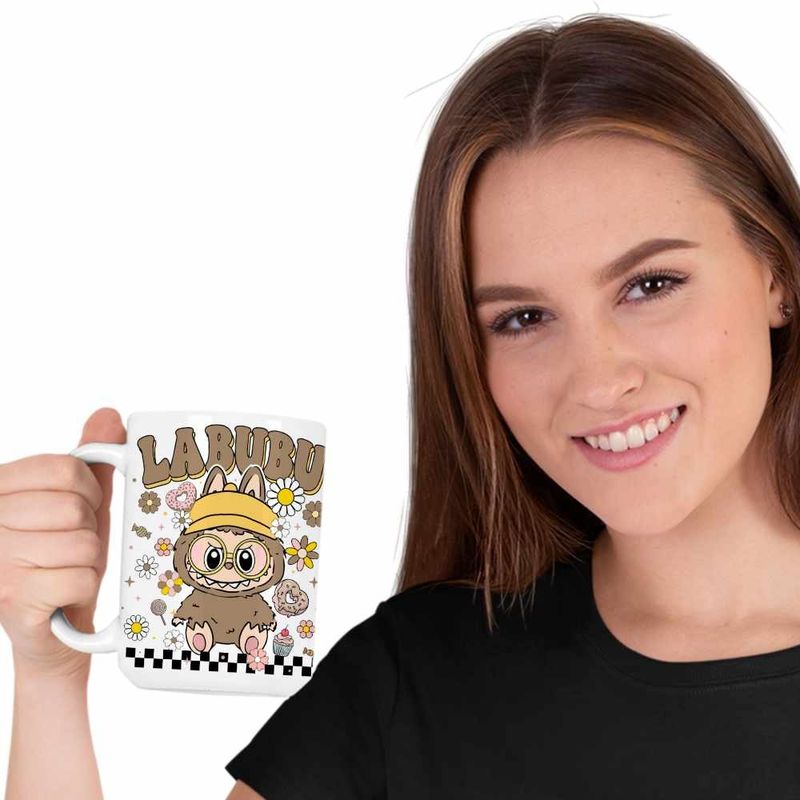 Casa si Gradina - Bucatarie si vesela - Cani si pahare - Cani si cesti - Cana Labubu Nerd Power, CoolTrend, alba, 330ml - Infinity.ro