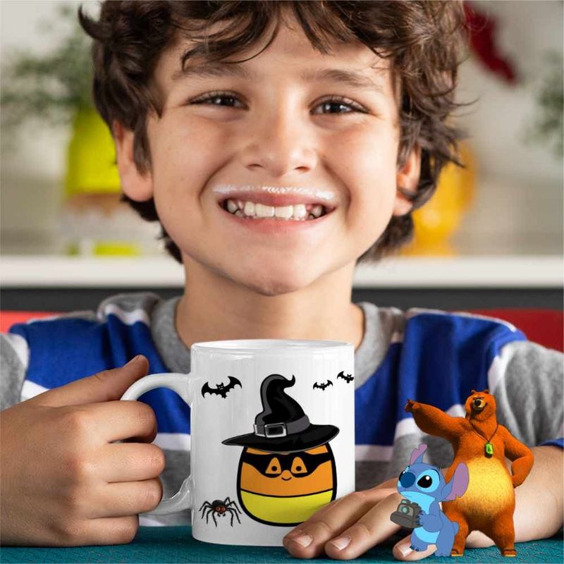 Casa si Gradina - Bucatarie si vesela - Cani si pahare - Cani si cesti - Cana Squishmallows Minions CoolTrend, alba, 330ml - Infinity.ro
