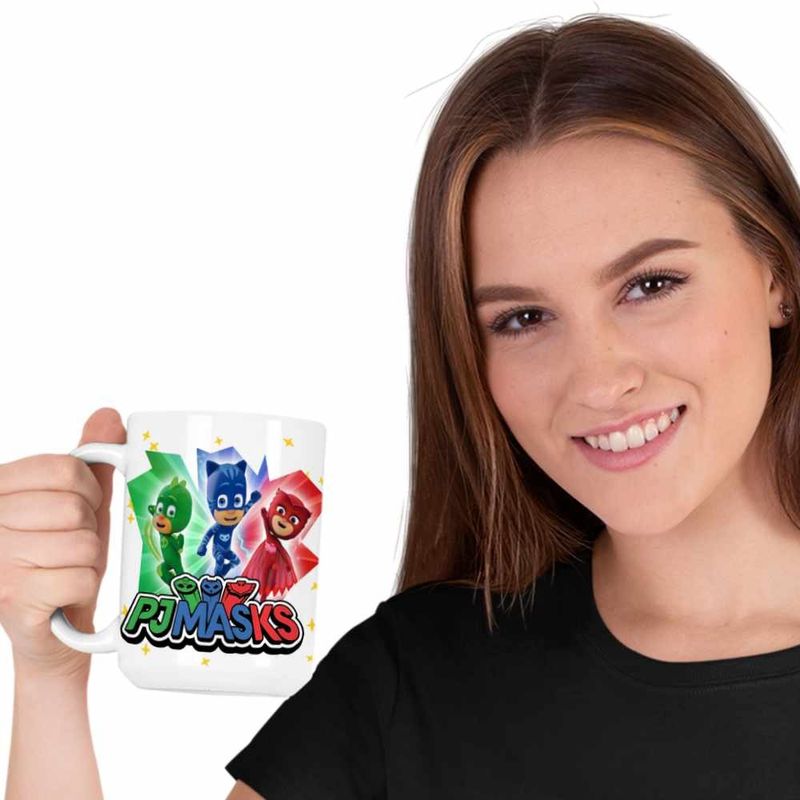 Casa si Gradina - Bucatarie si vesela - Cani si pahare - Cani si cesti - Cana Eroii in Pijama PJ Masks Action CoolTrend, alba, 330ml - Infinity.ro