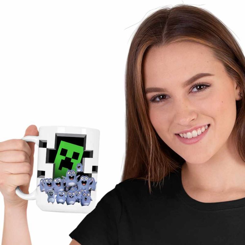 Casa si Gradina - Bucatarie si vesela - Cani si pahare - Cani si cesti - Cana Lemmings Minecraft Lemingi Creeper CoolTrend, alba, 330ml - Infinity.ro