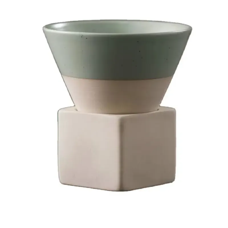 Casa si Gradina - Bucatarie si vesela - Cani si pahare - Cani si cesti - Set ceasca ceramica pentru espresso ABYZ 120ml cu suport cub ceramic, design conic minimalist si rafinat, Verde - Infinity.ro