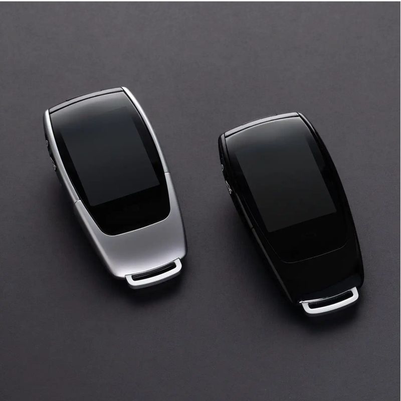 Auto si Moto - Electronice auto - Accesorii electronice auto - Cheie Auto Smart cu Display CerCip 799 Negru, Activare Keyless Entry, 4 butoane, LCD cu touchscreen - Infinity.ro