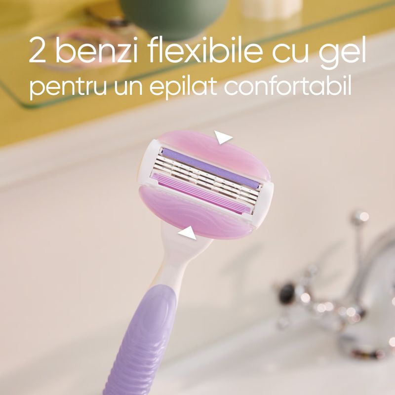 Ingrijire personala si Cosmetice - Aparate & accesorii ingrijire personala - Aparate de ras si tuns - Aparate de ras clasice - Aparat de ras Venus ComfortGlide Breeze: Maner + 3 rezerve, Capac de protectie, Suport pentru dus - Infinity.ro