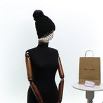 Fashion, accesorii si bijuterii - Femei - Accesorii femei - Caciuli si palarii femei - Caciula dama, ButicCochet, 70% viscoza 30% lana, cu ciucure, one size, Negru - FES275 - Infinity.ro