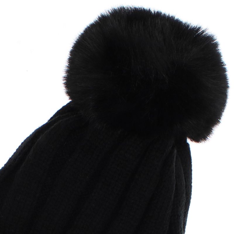 Fashion, accesorii si bijuterii - Femei - Accesorii femei - Caciuli si palarii femei - Caciula dama, ButicCochet, din 70% viscoza 30% lana, model cu strasuri, one size, Negru - FES227 - Infinity.ro