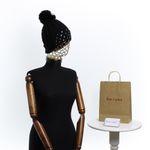 Fashion, accesorii si bijuterii - Femei - Accesorii femei - Caciuli si palarii femei - Caciula dama, ButicCochet, din 70% viscoza 30% lana, model cu strasuri, one size, Negru - FES227 - Infinity.ro