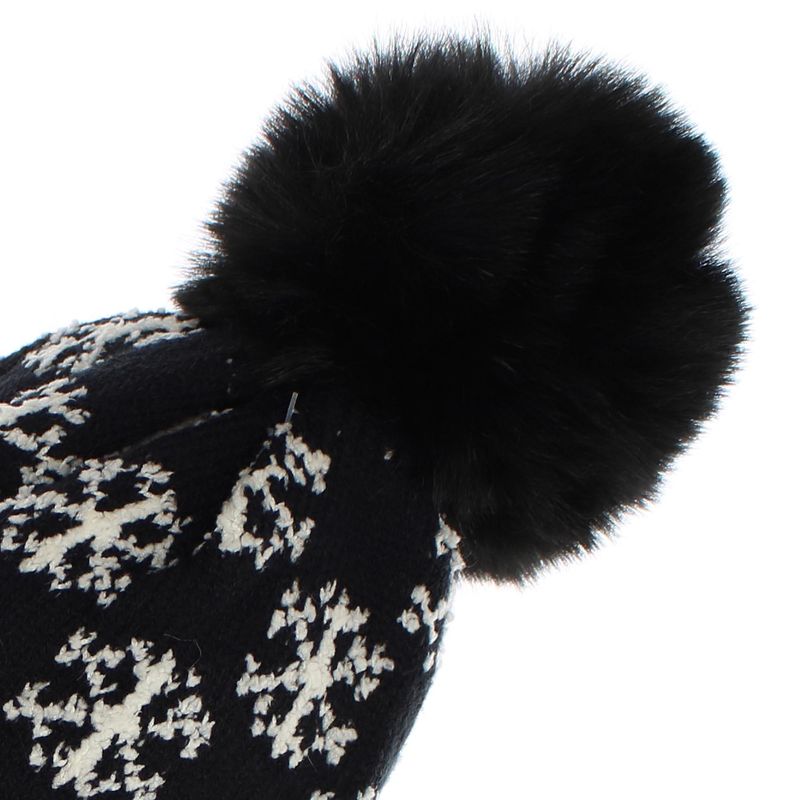 Fashion, accesorii si bijuterii - Femei - Accesorii femei - Caciuli si palarii femei - Caciula dama, ButicCochet, din acril, model cu fulgi, one size, Negru - FES245 - Infinity.ro