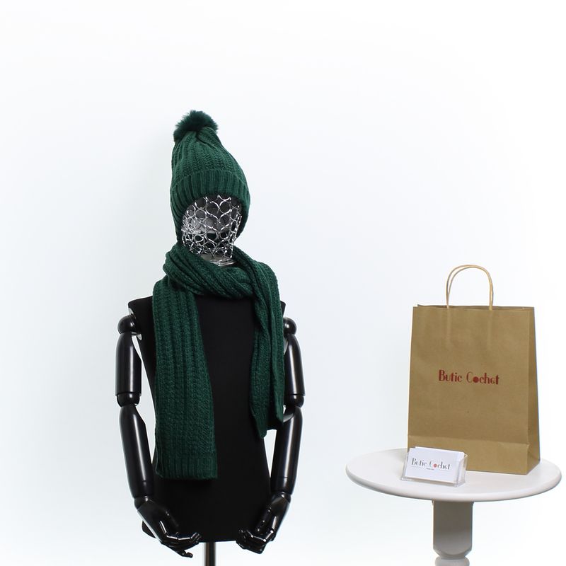 Fashion, accesorii si bijuterii - Copii - Accesorii copii - Esarfe si fulare copii - Set caciula si fular, pentru copii, cu ciucuri, Buticcochet, 70% viscoza 30% lana, Verde - SETF241 - Infinity.ro