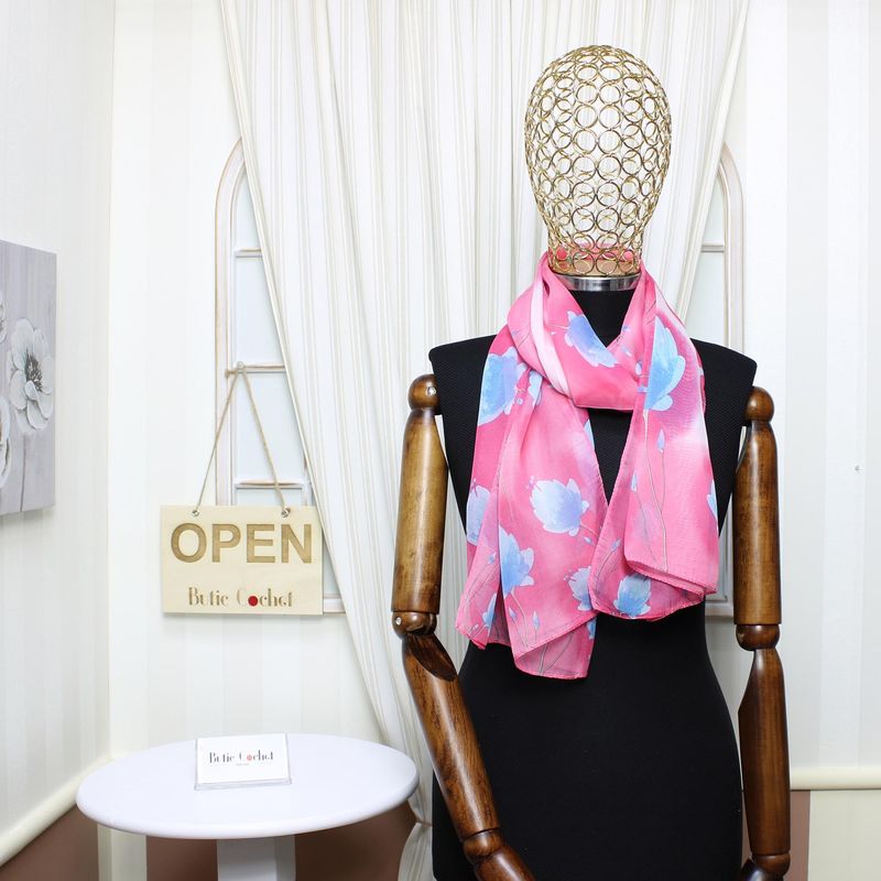 Fashion, accesorii si bijuterii - Femei - Accesorii femei - Esarfe si fulare femei - Esarfa, de dama, Buticcochet, din poliester, imprimeu cu flori, 50x150 cm, Roz - ES2107 - Infinity.ro