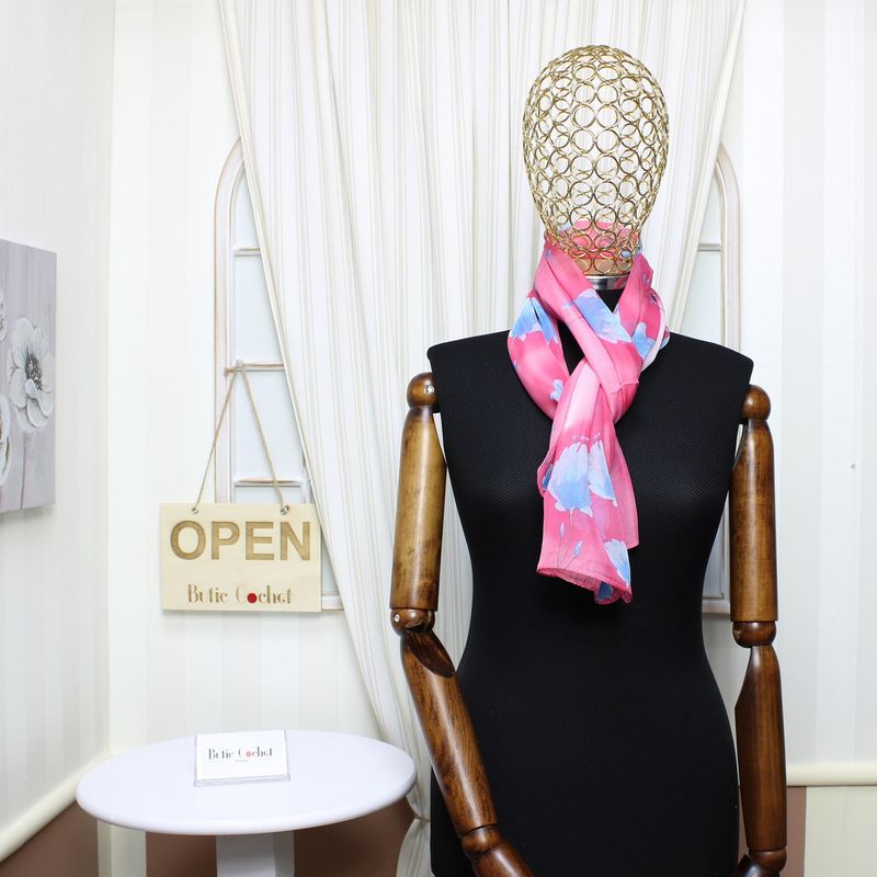 Fashion, accesorii si bijuterii - Femei - Accesorii femei - Esarfe si fulare femei - Esarfa, de dama, Buticcochet, din poliester, imprimeu cu flori, 50x150 cm, Roz - ES2107 - Infinity.ro