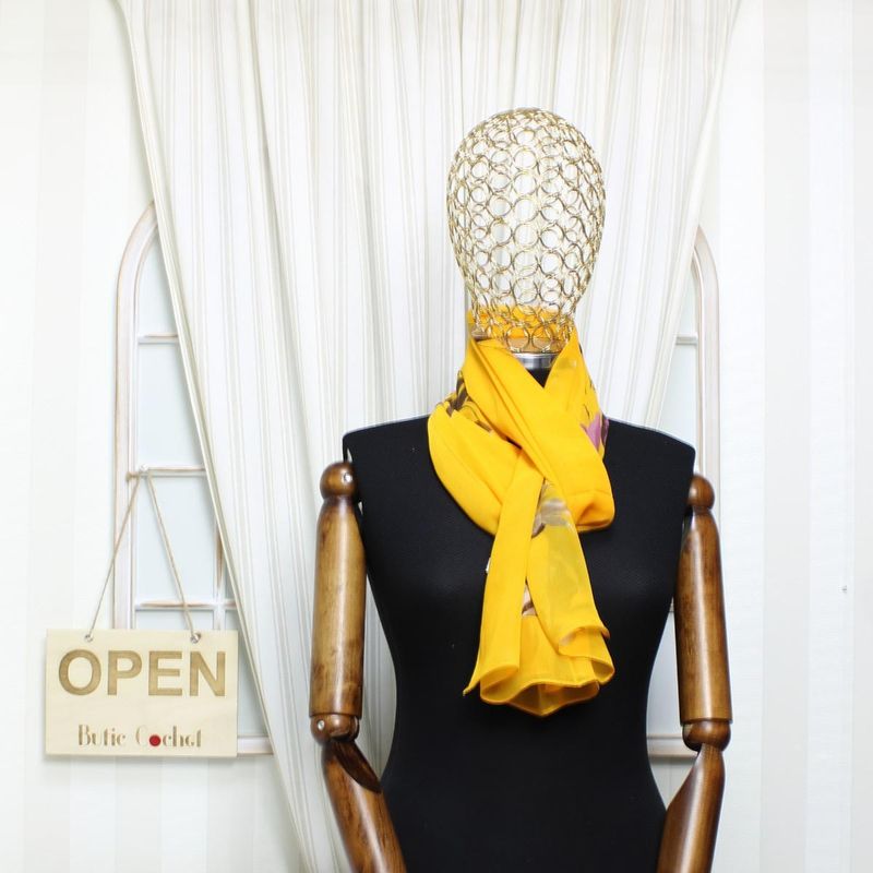 Fashion, accesorii si bijuterii - Femei - Accesorii femei - Esarfe si fulare femei - Esarfa, de dama, Buticcochet, din poliester, imprimeu cu trandafiri, 50x160 cm, Portocaliu - ES2180 - Infinity.ro