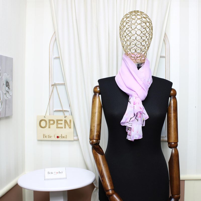 Fashion, accesorii si bijuterii - Femei - Accesorii femei - Esarfe si fulare femei - Esarfa, de dama, Buticcochet, din poliester, imprimeu floral, 50x150 cm, Roz - ES1995 - Infinity.ro