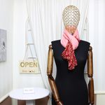 Fashion, accesorii si bijuterii - Femei - Accesorii femei - Esarfe si fulare femei - Esarfa, de dama, Buticcochet, din poliester, imprimeu cu flori, 50x150 cm, Roz - ES2108 - Infinity.ro