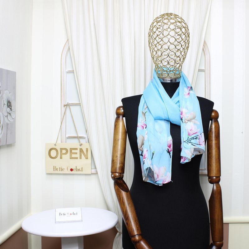 Fashion, accesorii si bijuterii - Femei - Accesorii femei - Esarfe si fulare femei - Esarfa, de dama, Buticcochet, din poliester, imprimeu floral, 50x150 cm, Albastru - ES1994 - Infinity.ro