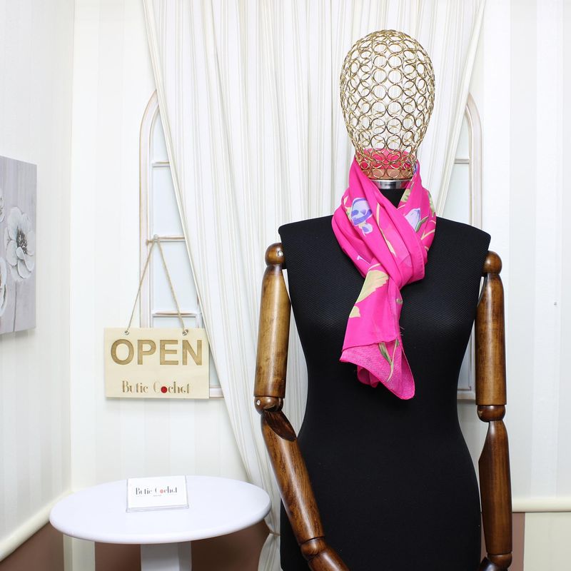Fashion, accesorii si bijuterii - Femei - Accesorii femei - Esarfe si fulare femei - Esarfa, de dama, Buticcochet, din poliester, imprimeu floral, 50x150 cm, Fucsia - ES1985 - Infinity.ro