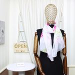 Fashion, accesorii si bijuterii - Femei - Accesorii femei - Esarfe si fulare femei - Esarfa, de dama, Buticcochet, din poliester, imprimeu floral Magnolie, 50x150 cm, Alb - ES1987 - Infinity.ro