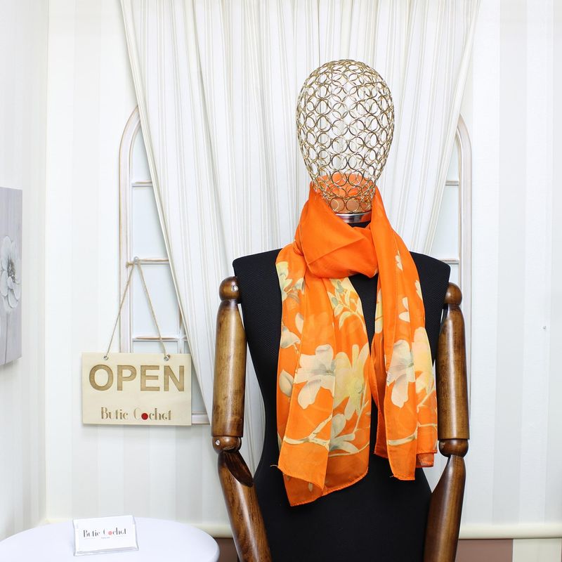 Fashion, accesorii si bijuterii - Femei - Accesorii femei - Esarfe si fulare femei - Esarfa, de dama, Buticcochet, din poliester, imprimeu cu magnolie, 50x150 cm, Portocaliu - ES1964 - Infinity.ro
