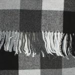 Fashion, accesorii si bijuterii - Femei - Accesorii femei - Esarfe si fulare femei - Esarfa, de dama, Buticcochet, Casmir, cu franjuri, model cu patratele, 70x170 cm, Negru - ES2869 - Infinity.ro