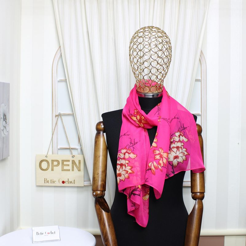 Fashion, accesorii si bijuterii - Femei - Accesorii femei - Esarfe si fulare femei - Esarfa, de dama, Buticcochet, din poliester, imprimeu cu flori si crengute, 50x150 cm, Fucsia - ES1953 - Infinity.ro