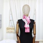 Fashion, accesorii si bijuterii - Femei - Accesorii femei - Esarfe si fulare femei - Esarfa, de dama, Buticcochet, din poliester, imprimeu cu trandafiri, 50x150 cm, Roz - ES1950 - Infinity.ro