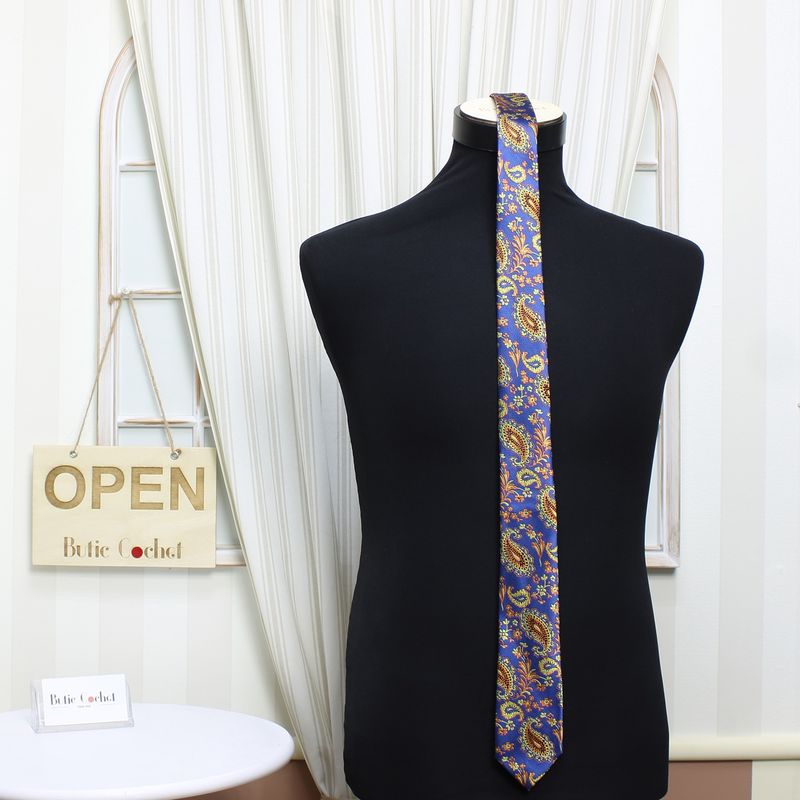 Fashion, accesorii si bijuterii - Barbati - Accesorii barbati - Cravate si papioane barbati - Set cravata si batista, Buticcochet, din material sintetic, 148 x 6 cm, model stilizat, Albastru electric - SETC206 - Infinity.ro