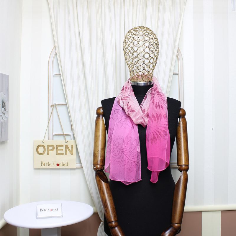 Fashion, accesorii si bijuterii - Femei - Accesorii femei - Esarfe si fulare femei - Esarfa, de dama, Buticcochet, din poliester, imprimeu cu frunze, 50x160 cm, Roz -  ES1769 - Infinity.ro