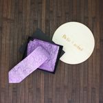 Fashion, accesorii si bijuterii - Barbati - Accesorii barbati - Cravate si papioane barbati - Set cravata si batista, Buticcochet, din material sintetic, 148 x 6 cm, model stilizat, Mov - SETC203 - Infinity.ro