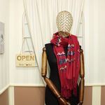 Fashion, accesorii si bijuterii - Femei - Accesorii femei - Esarfe si fulare femei - Esarfa, de dama, Buticcochet, Casmir, cu model ren brodat, 70x180 cm, Visiniu - ES1533 - Infinity.ro