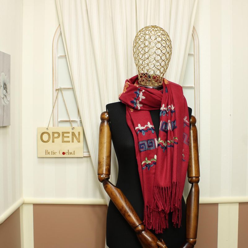 Fashion, accesorii si bijuterii - Femei - Accesorii femei - Esarfe si fulare femei - Esarfa, de dama, Buticcochet, Casmir, cu model ren brodat, 70x180 cm, Visiniu - ES1533 - Infinity.ro