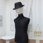 Fashion, accesorii si bijuterii - Barbati - Accesorii barbati - Caciuli si sepci barbati - Palarie barbati, din 100% lana, Negru cu banda textila, Dasteli, marime 55 - PAL512 - Infinity.ro