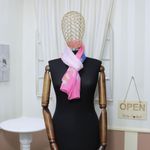 Fashion, accesorii si bijuterii - Femei - Accesorii femei - Esarfe si fulare femei - Esarfa, de dama, Buticcochet, din poliester, imprimeu cu flori, 150x50 cm, Roz- ES1295 - Infinity.ro
